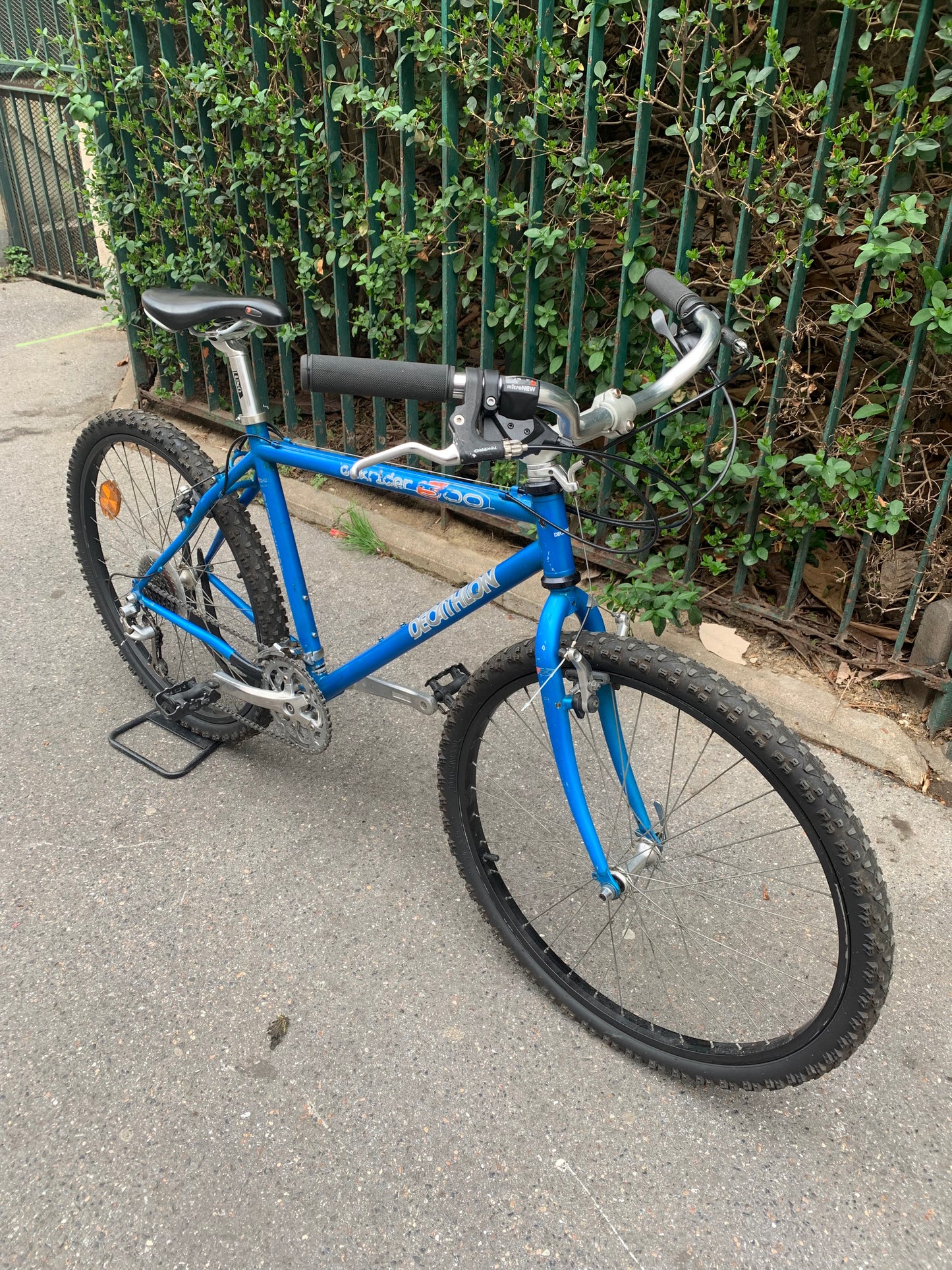 ❌ DÉCATHLON Rockrider (S)