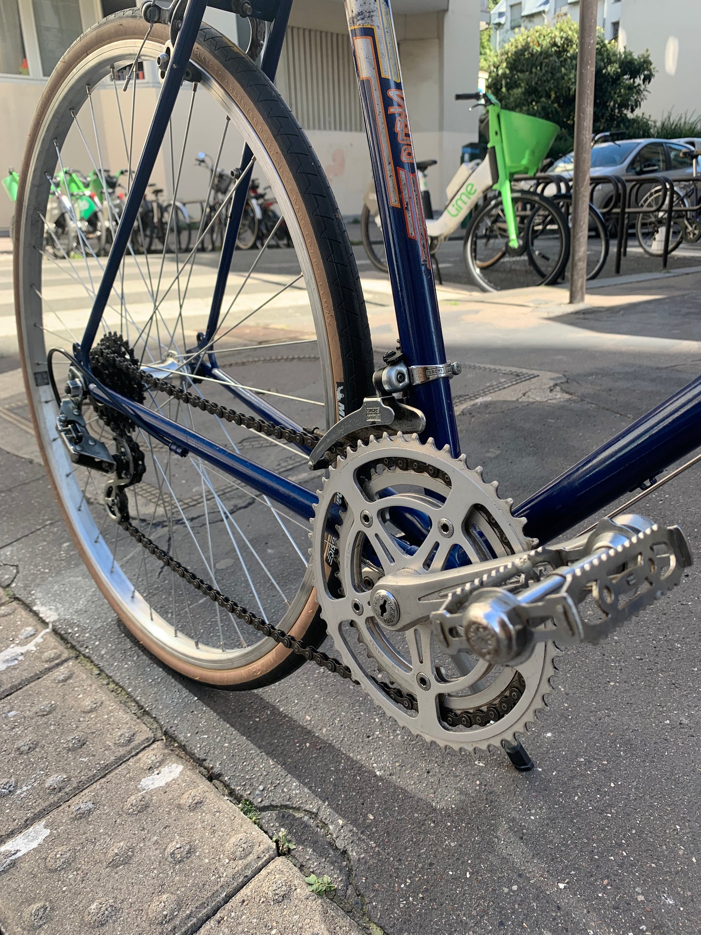 RALEIGH (L)