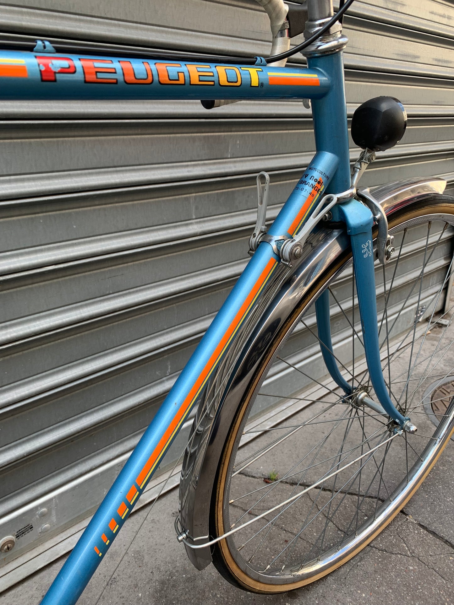PEUGEOT (M)