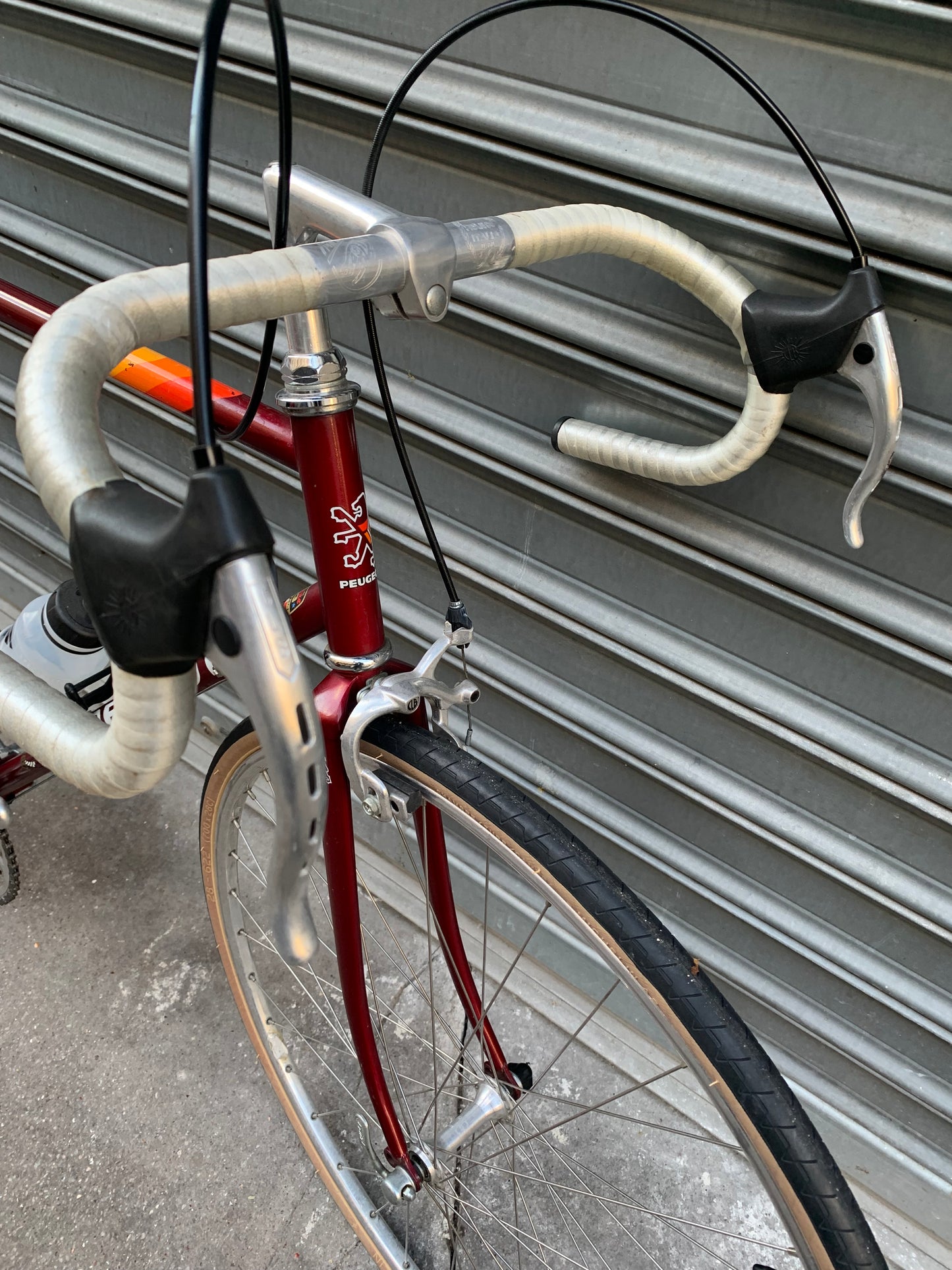 350€ PEUGEOT (M)