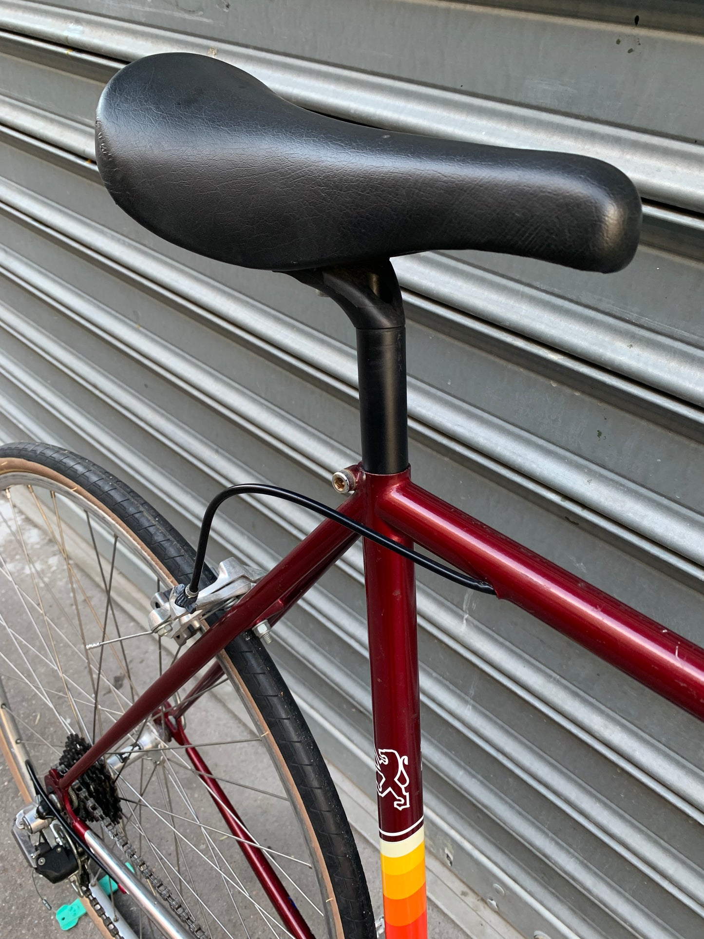 350€ PEUGEOT (M)
