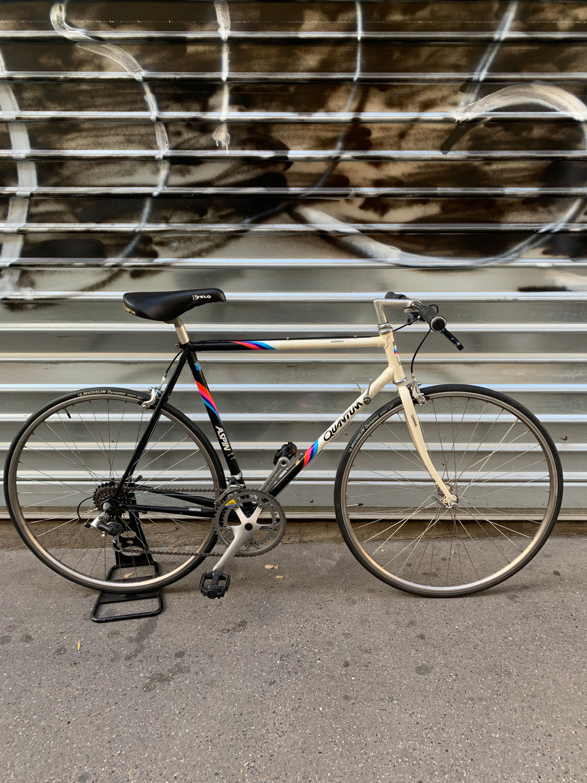 320€ QUANTUM Aspin (M)
